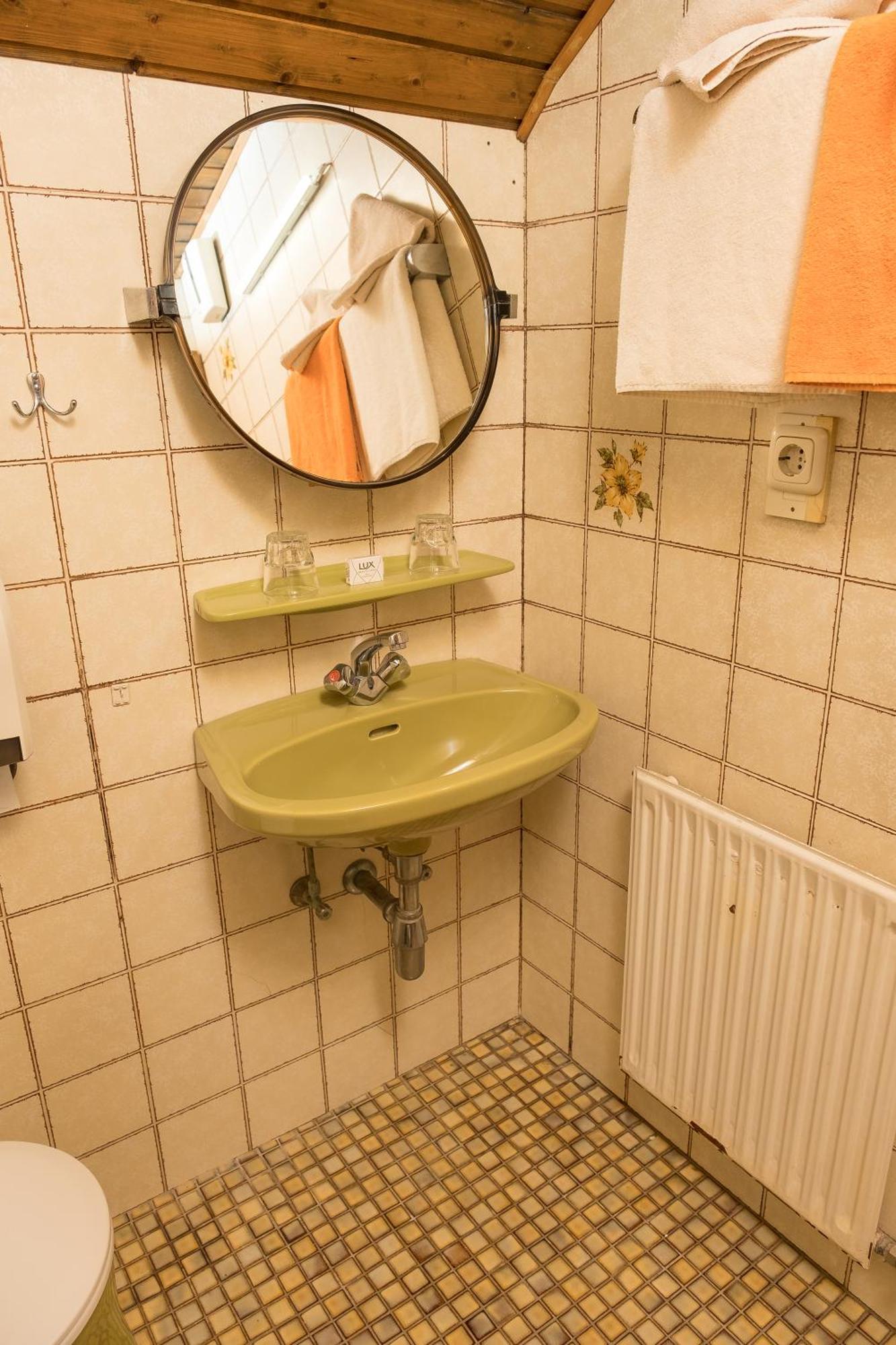 Strass im Attergau Rosslwirt-Rast B&B 외부 사진