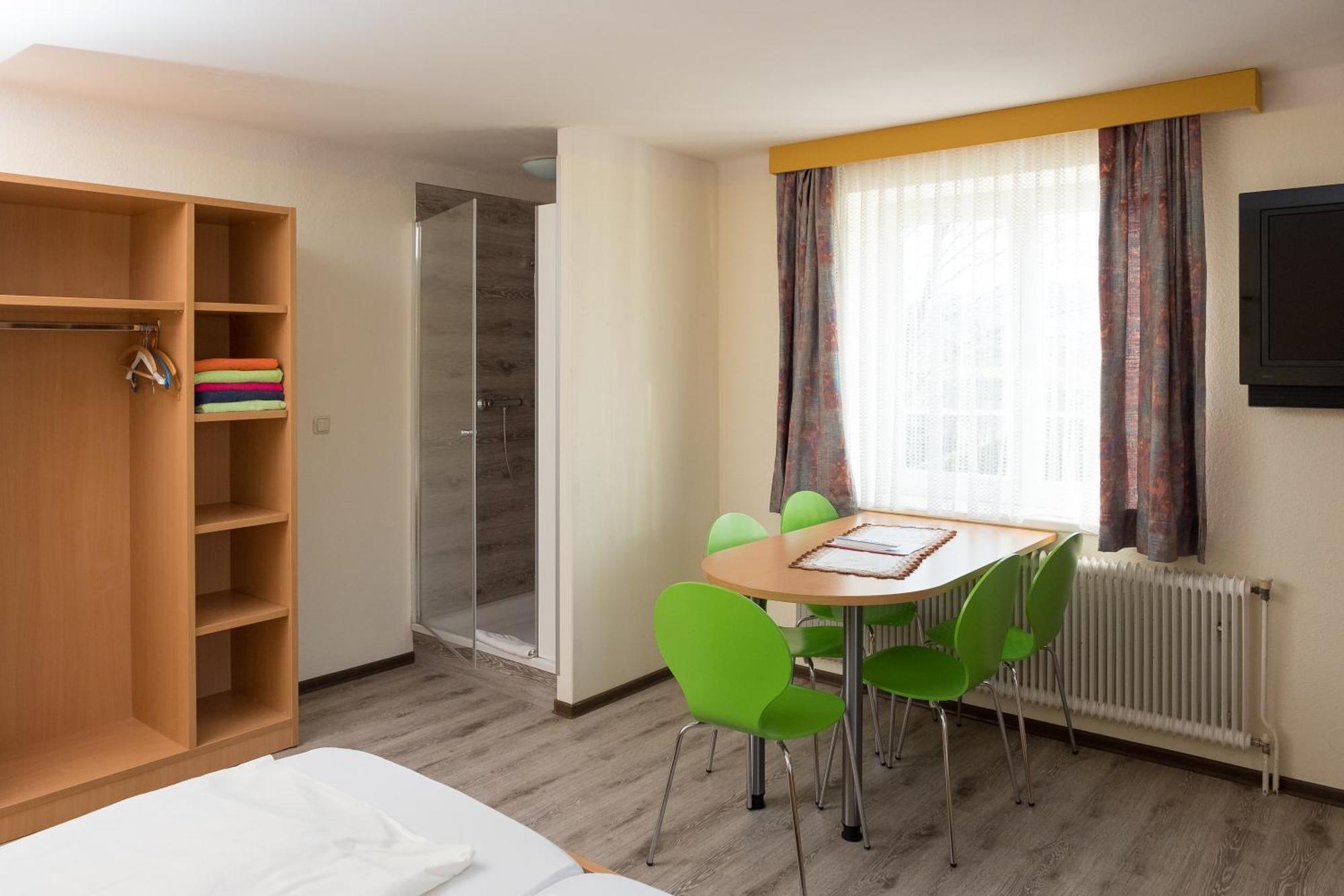 Strass im Attergau Rosslwirt-Rast B&B 외부 사진